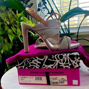 Diane von Furstenberg dove grey leather heeled sandal